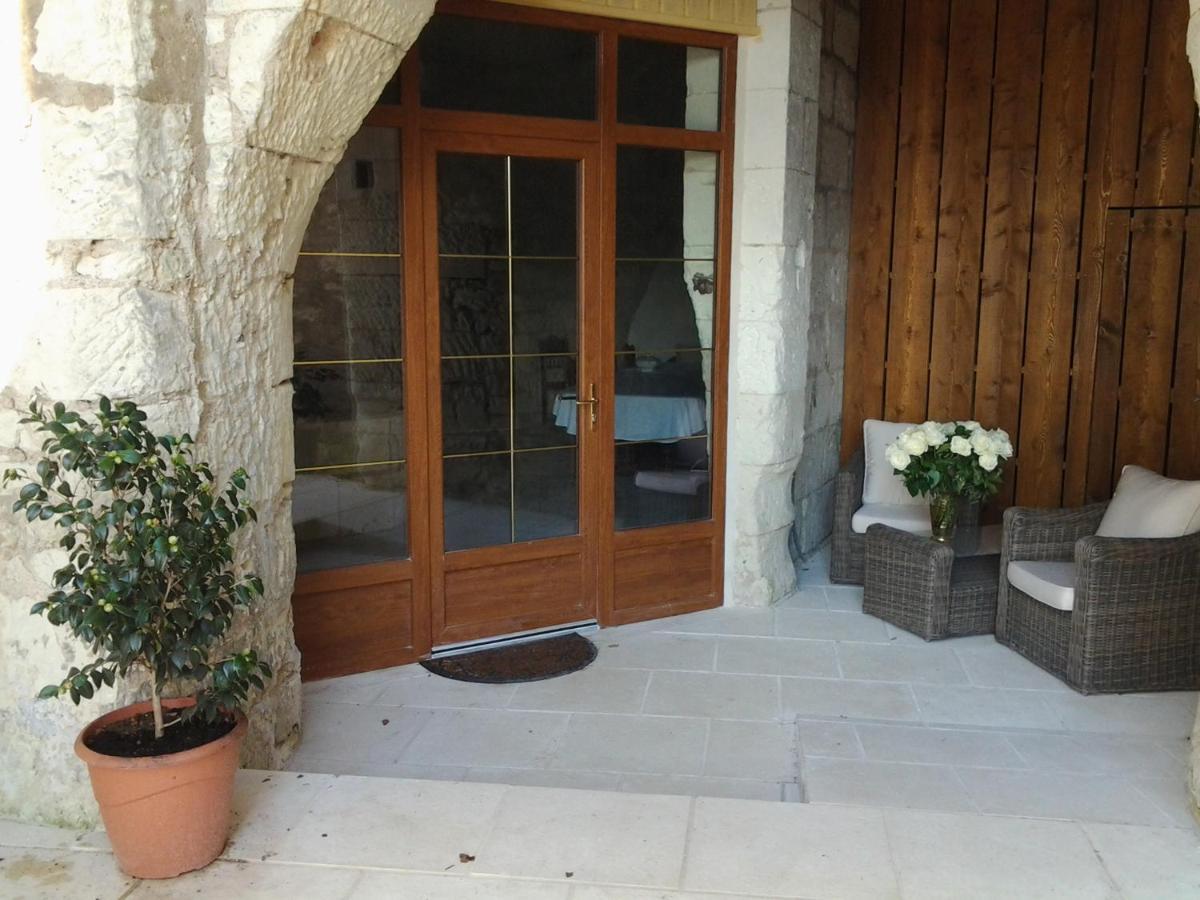 Le Manoir Des Roches Bed and Breakfast Bourré Exteriör bild